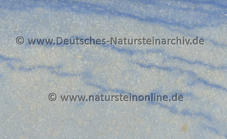 Bild von Stein 'AZUL MACAUBAS'