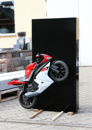 Das fertige Motorrad in der Farbfassung. Diese wurde auf Facebook kontrovers diskutiert. (Fotos: privat)