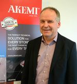 Johann Stiegler bei Akemi