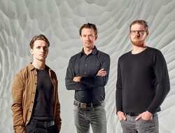 Die Flux-Projektpartner: v.l. Corian Siedentopf, Fritz Aly und Steinwolf-Mitarbeiter Nick Hilse, Foto: Tim Dalhoff