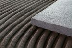 Codex Stone SX50 MB ist bereits nach 2,5 Stunden begeh- und verfugbar. (Fotos: Codex)