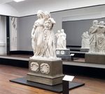 Mittelpunkt der Ausstellung ist die Prinzessinnengruppe im Originalgipsmodell und als Marmorstandbild. (Foto: Sabine Meißner)
