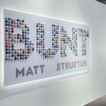 Otto-Chemie präsentiert auf der BAU sein Klebstoff- und Dichtstoff-Sortiment. 