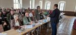 Georg Dengel, Prof. Dr. Ulrike Plate und Teilnehmer am Denkmalschutz-Informationstag der Firma Dengel Bau