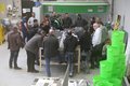 30 Fliesenleger wurden in dem Workshop in Sachen XXL-Keramikfliesen geschult.
