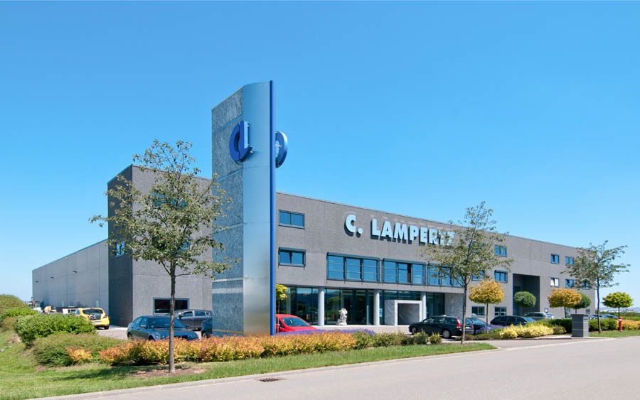 Hier kann man in Naturstein schwelgen: Sitz der Firma Lampertz in Hosingen, Luxemburg